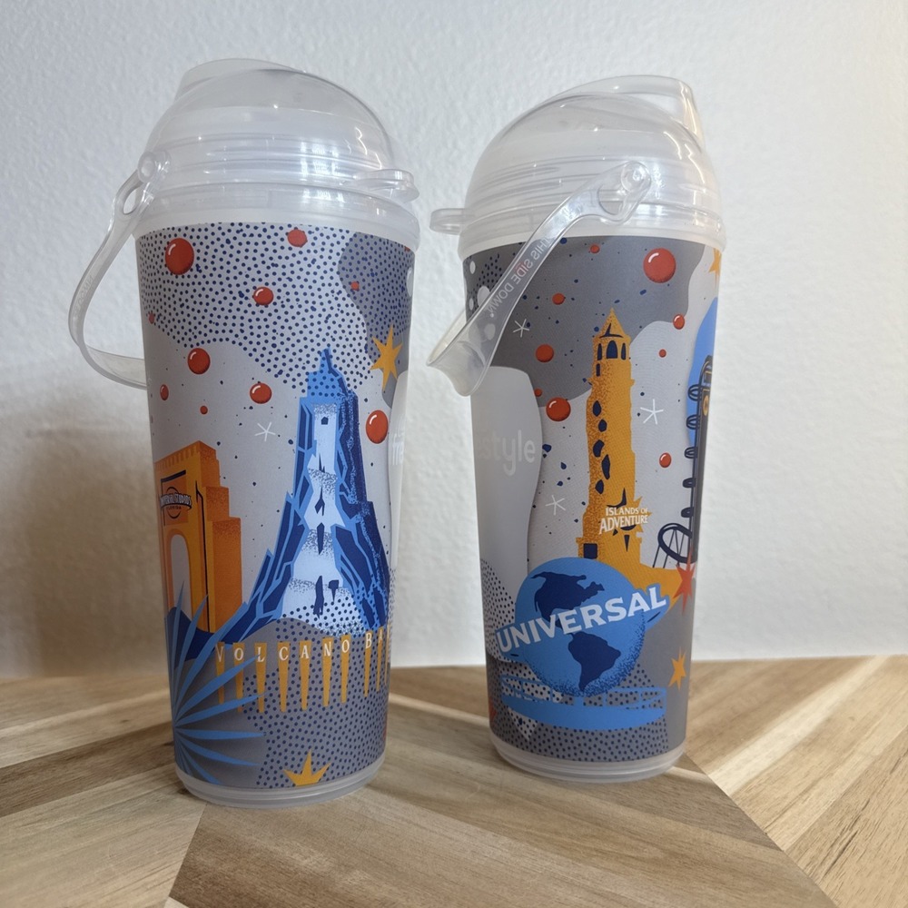 Universal Studios Insulated Travel Cup Coca Cola Freestyle Non spill 24oz 2 cups
